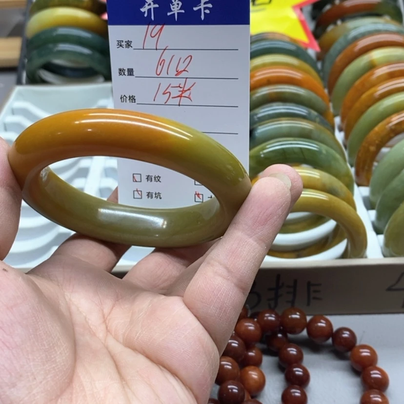 【闪购商品】蛇纹石玉手镯未镶嵌