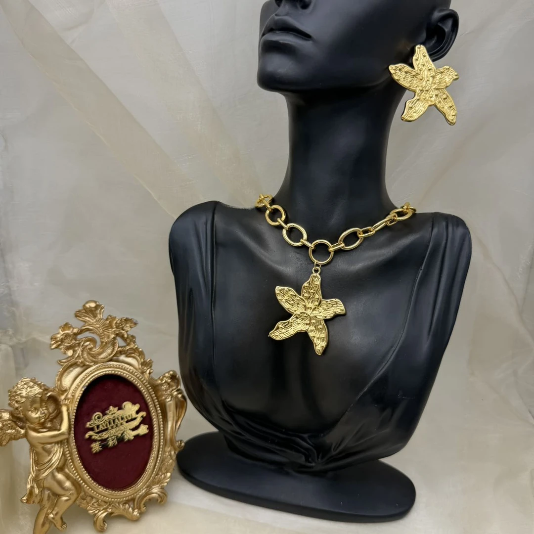 C播 34.38g 足金999 套链e