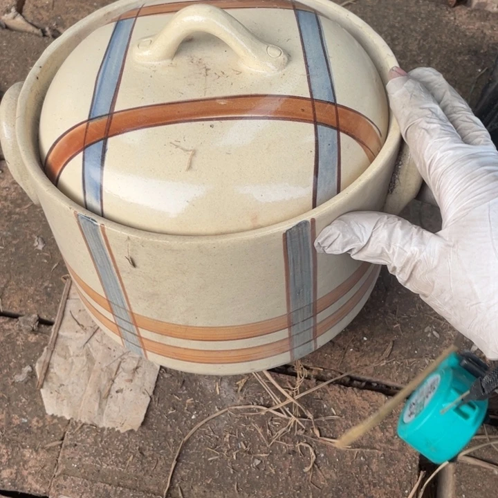 其他盘子碗砂锅都有