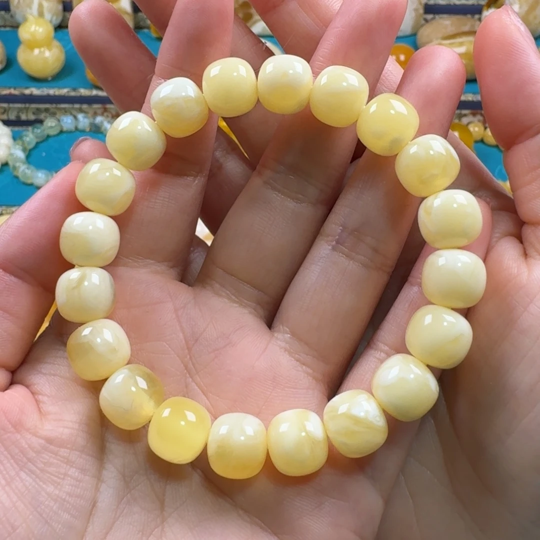 哈***旭琥珀未镶嵌手链同料