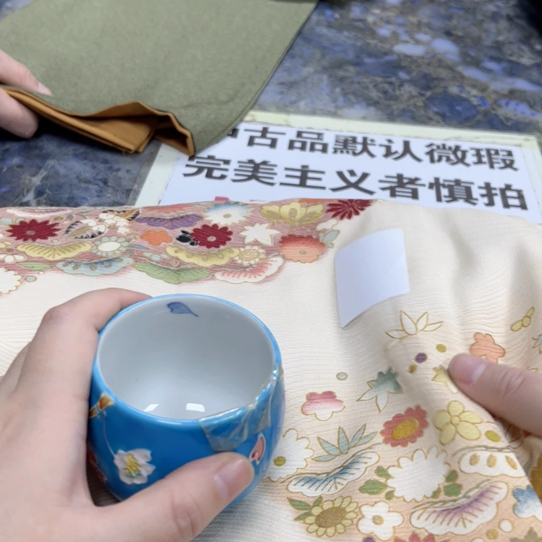 【闪购商品】墨**白陶瓷马克杯带盖勺