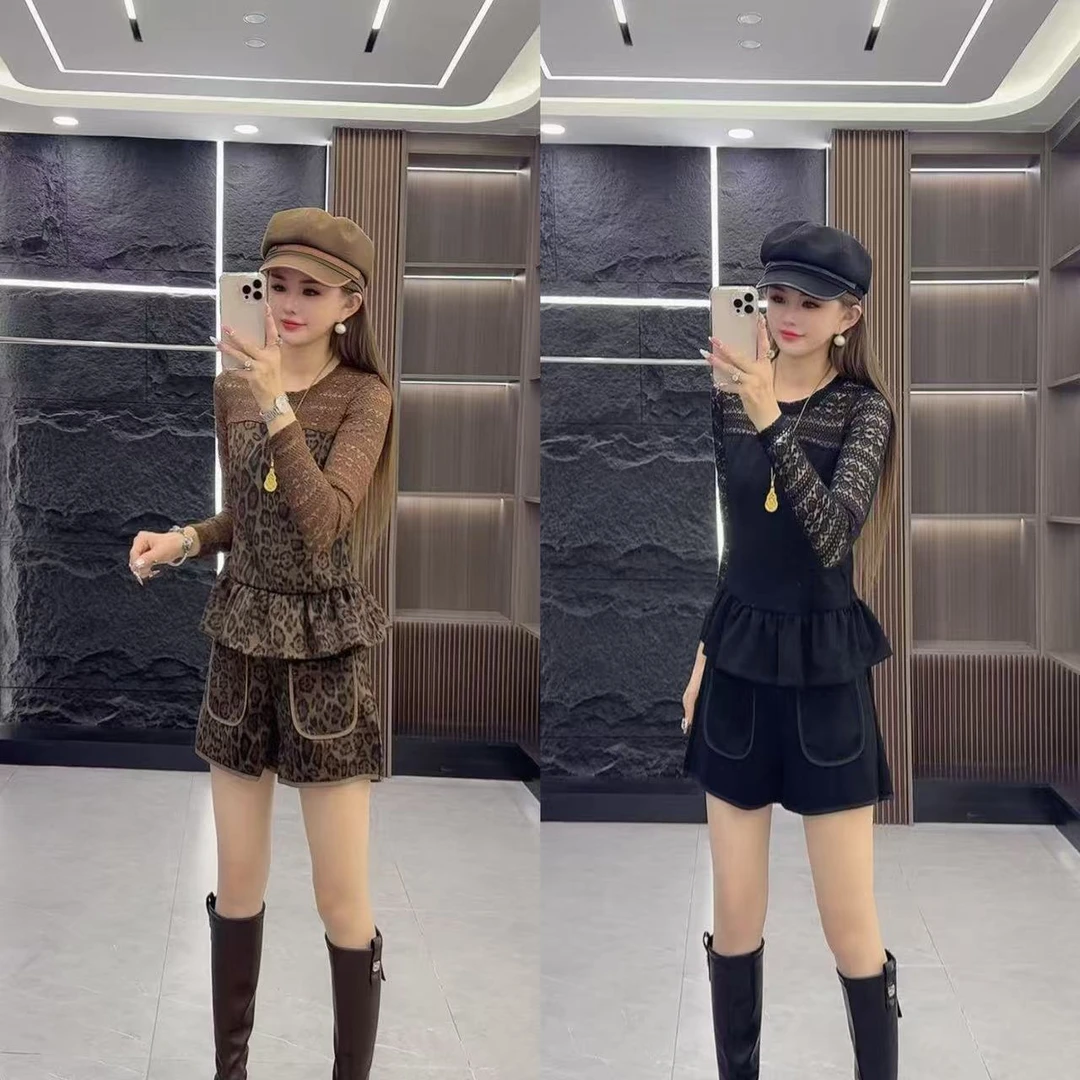 精品0435 气质蕾丝拼接收腰菲菲边长袖上衣 加 短裤 两件套