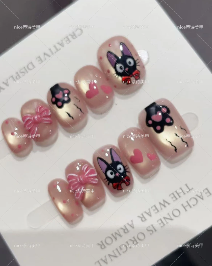 【吉吉猫】猫眼手绘纯手工轻奢穿戴甲短款卡通可爱蝴蝶结美甲贴