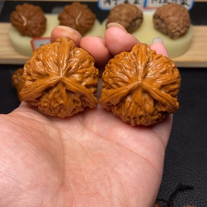 文玩核桃把件隔****?工艺三棱