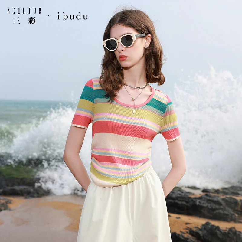 三彩ibudu2025夏季新款彩虹条纹针织衫圆领短袖上衣修身毛衫女