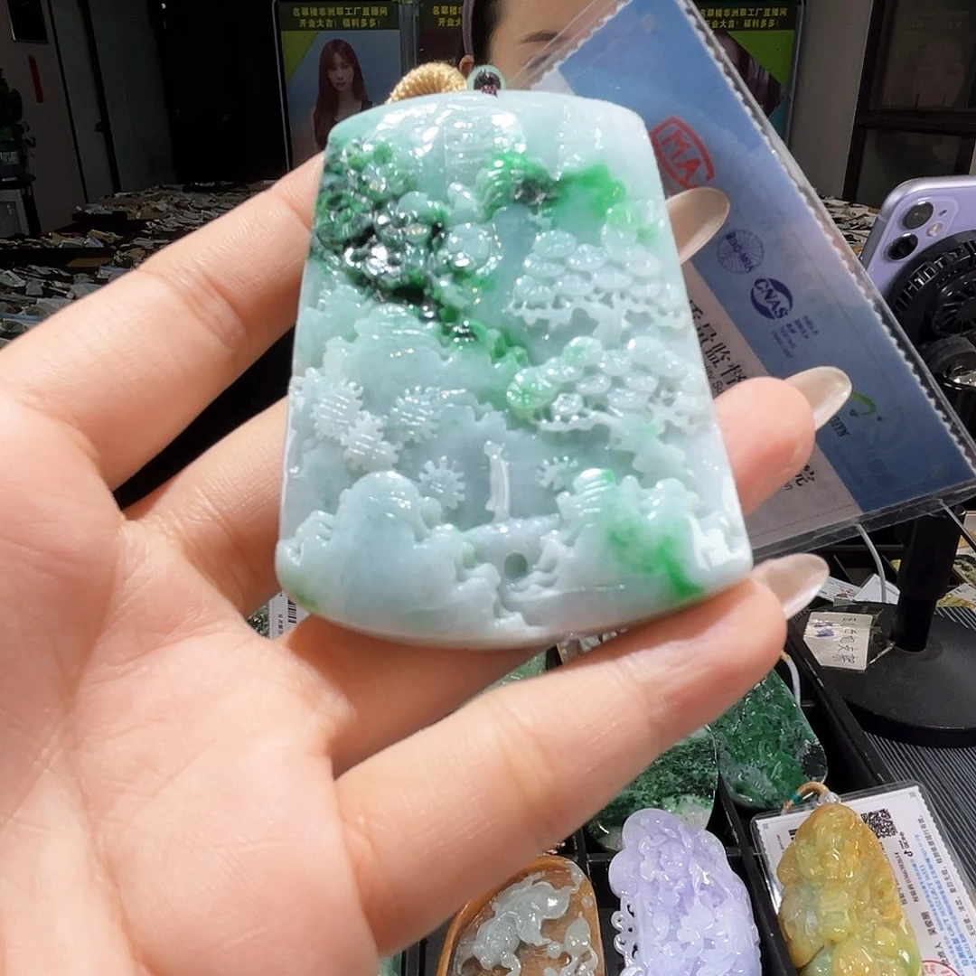 颈饰未镶嵌翡翠一