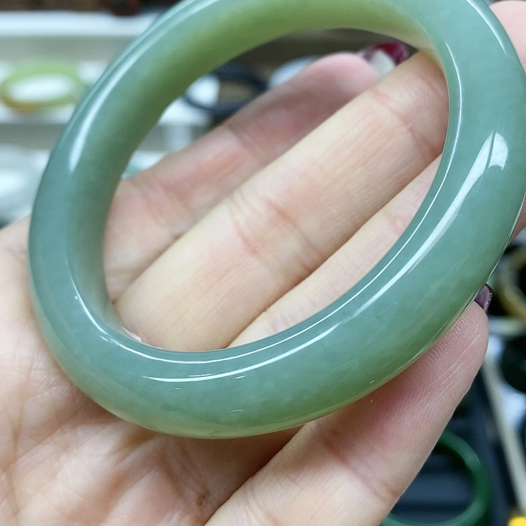 【闪购商品】和田玉手镯未镶嵌