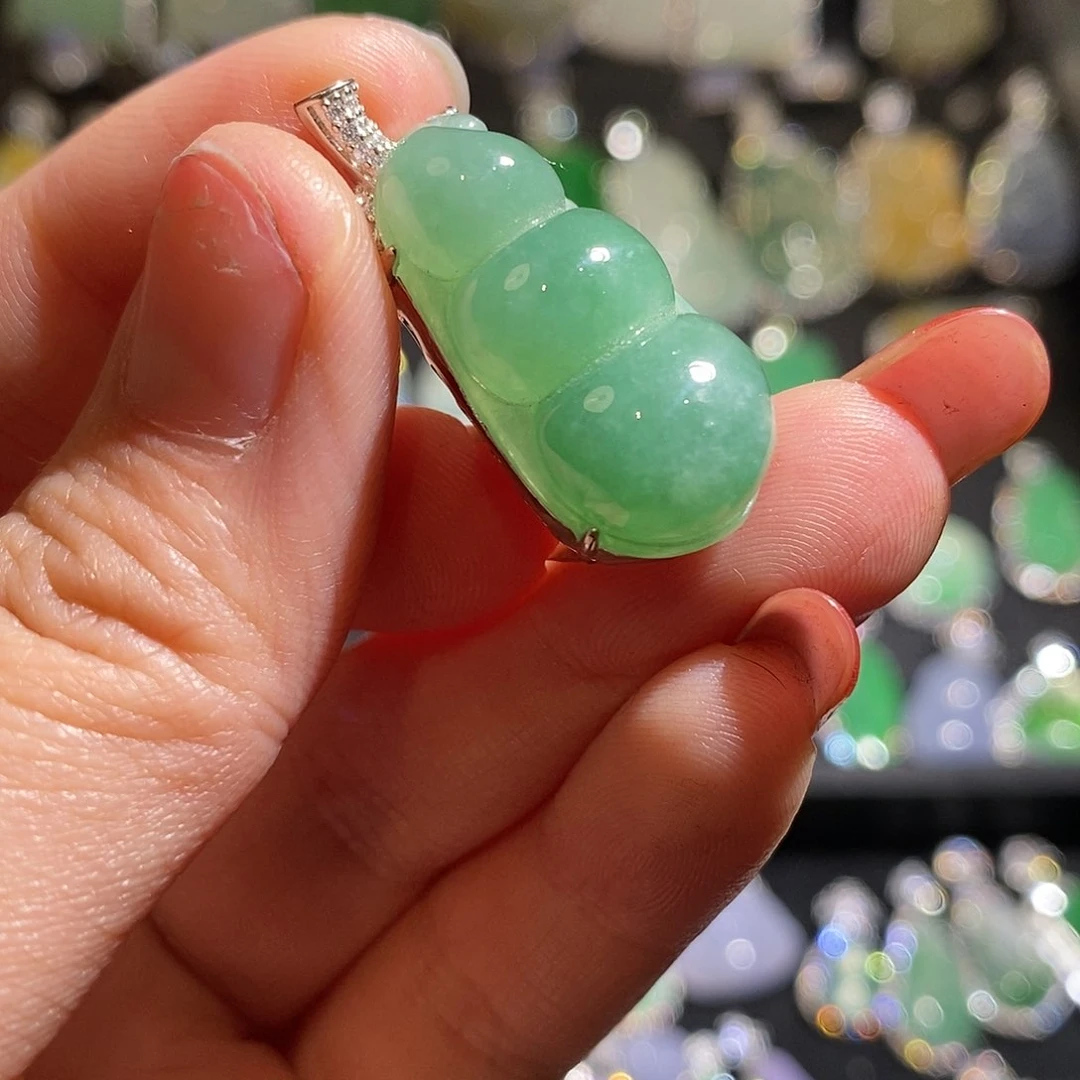 颈饰银S925镶嵌翡翠天然翡翠