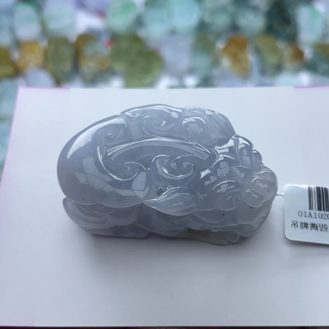 翡翠颈饰未镶嵌貔貅