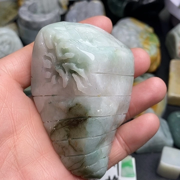 翡翠未镶嵌颈饰天然翡翠114