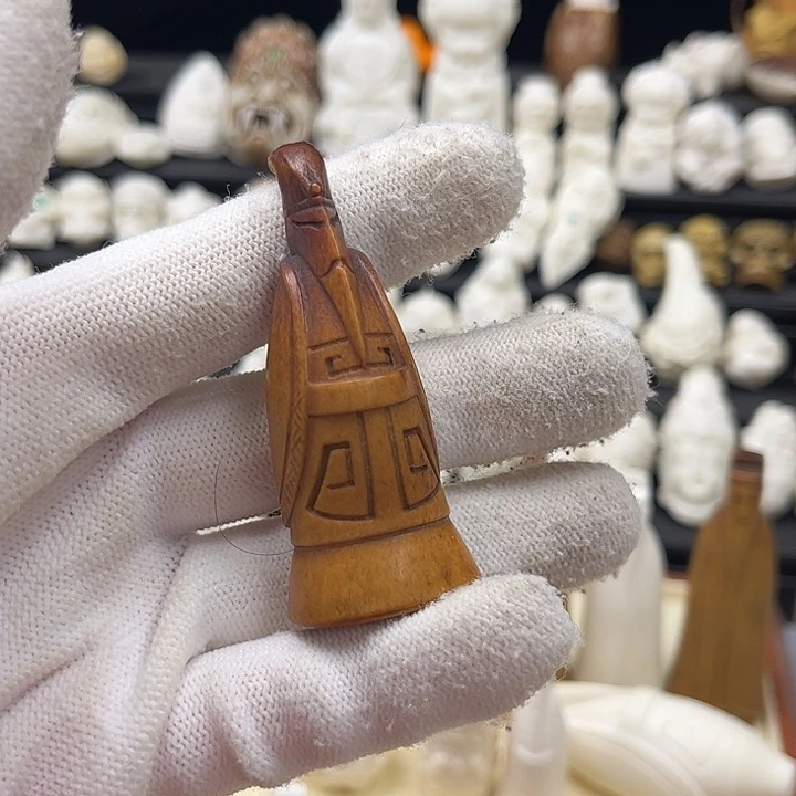 乷****手串/手链鹿骨翁仲福利4号