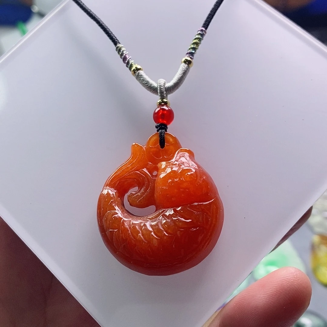 翡翠未镶嵌颈饰（赠链）