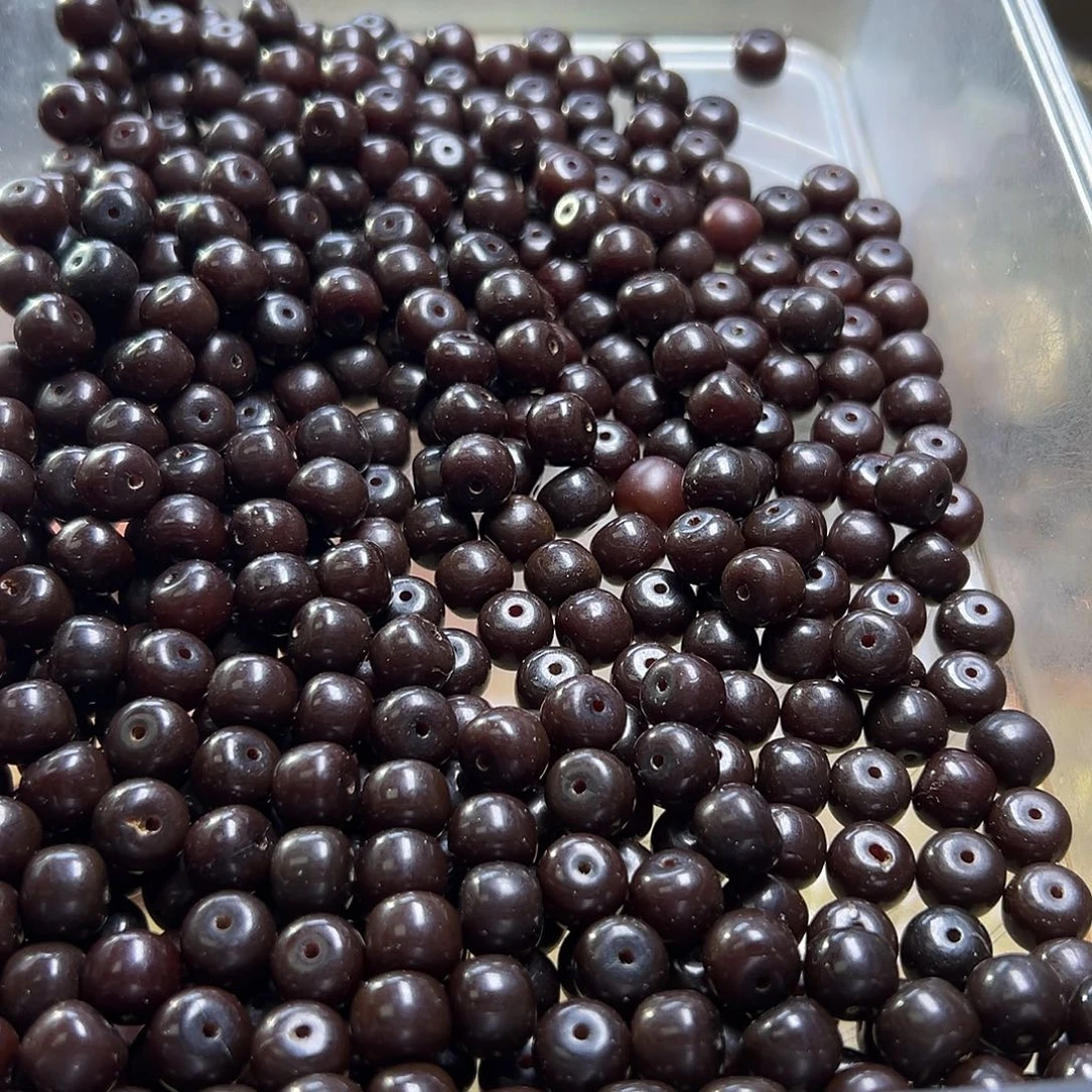 菩提根/象牙果吊坠卡10黑金车里子桶400颗