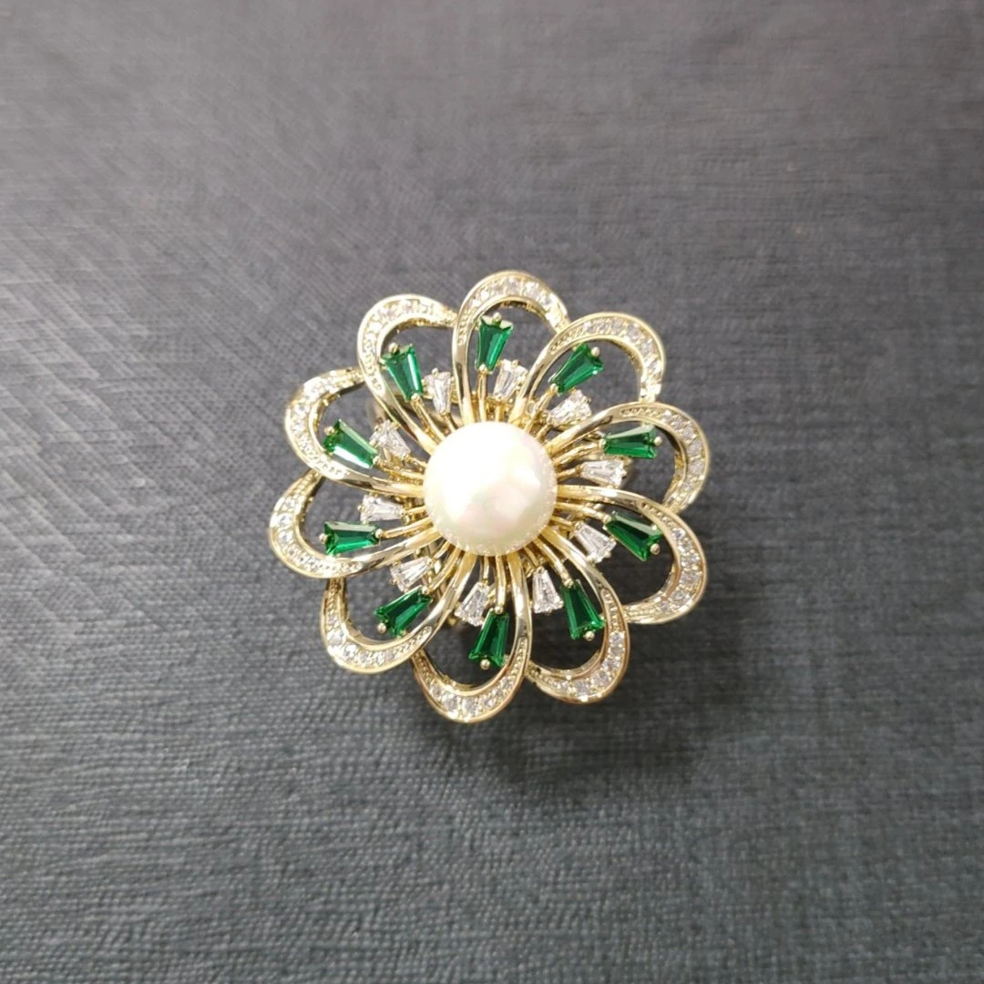 铜合金合成锆石胸针 HY998清脆花环丝巾扣胸针