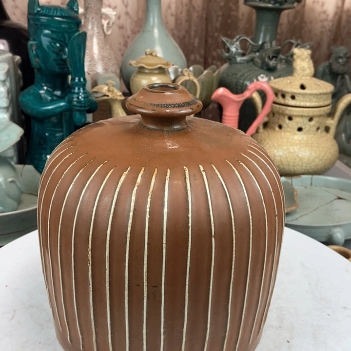 磁州窑圆咕噜罐一件