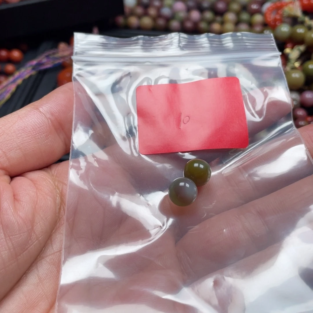 都***哒南红玛瑙天然原矿南红未镶嵌