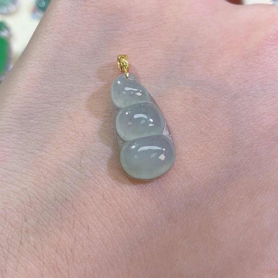 翡翠18K金镶嵌颈饰天然翡翠A货