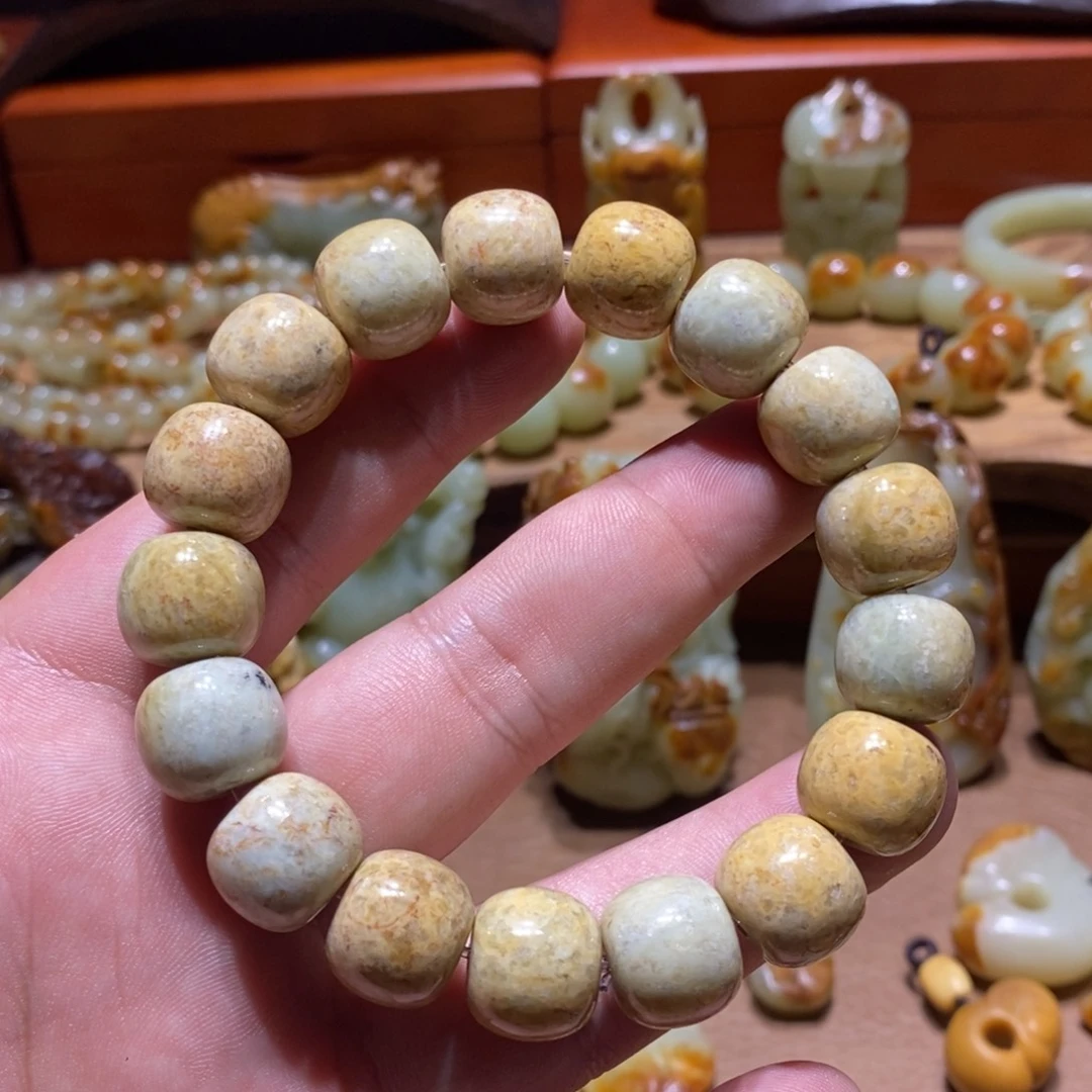 岫岩河磨玉（透闪石质玉）未镶嵌珠宝奇石