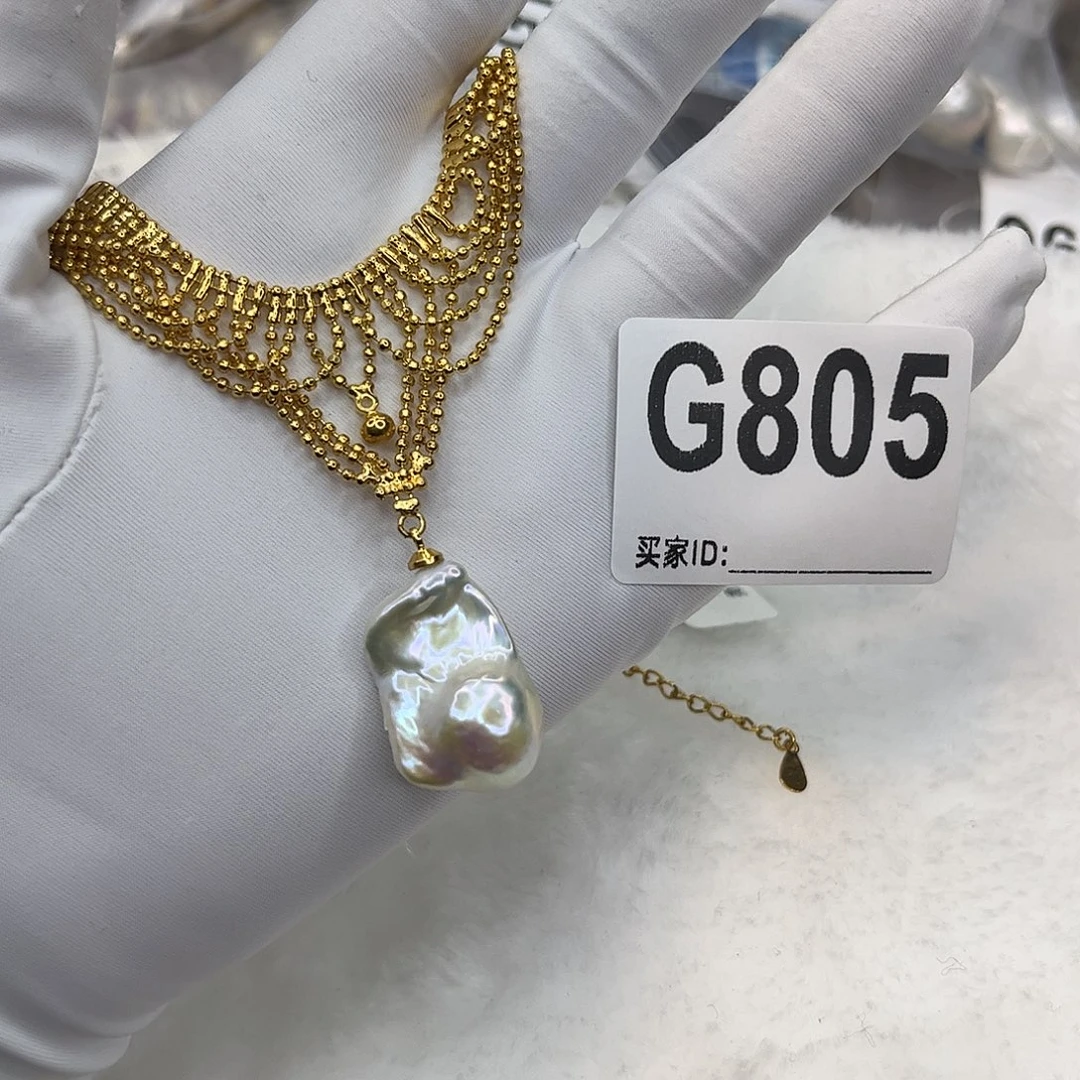 淡水珍珠合金耳饰