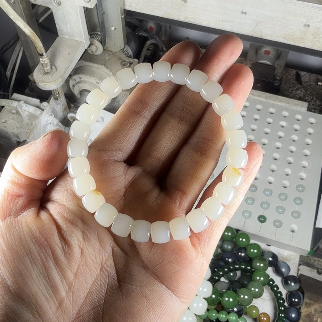 和田玉未镶嵌手链