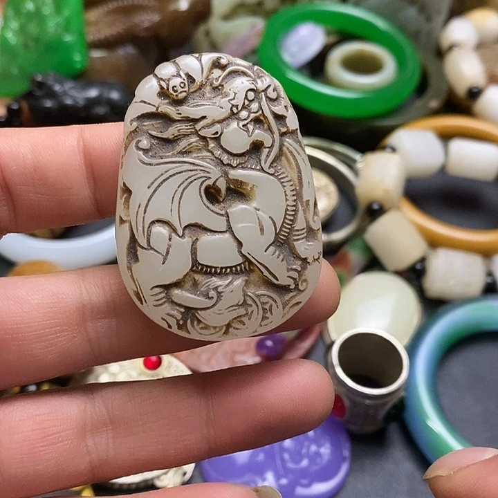 白玉菩提吊坠把件