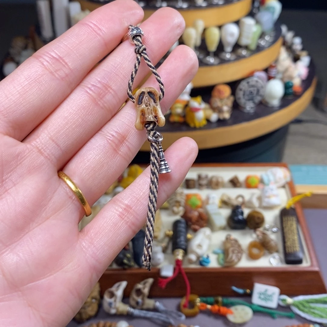 纪***思柏香籽/百香籽吊坠