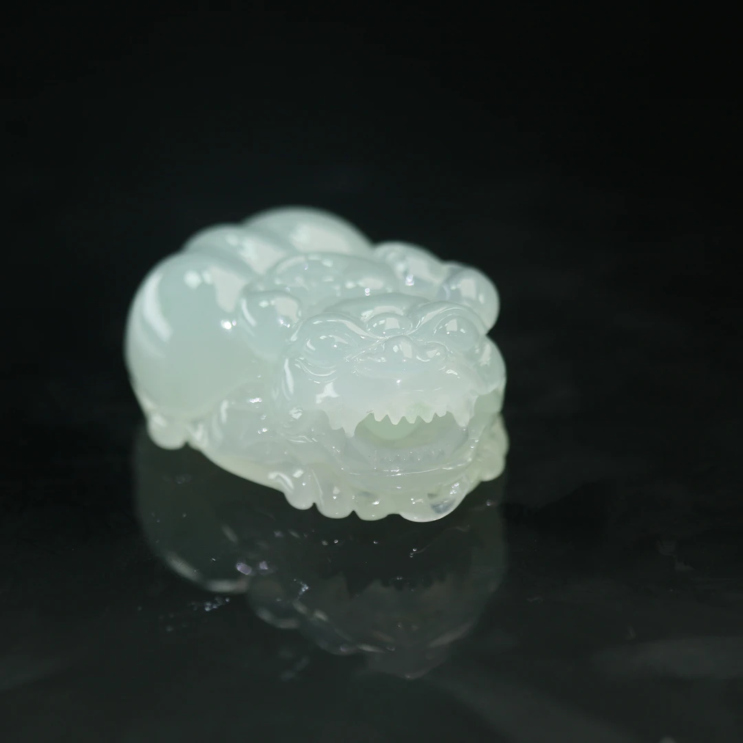 19天然缅甸翡翠A货冰胶貔貅/700080/上海嘉禾拍卖