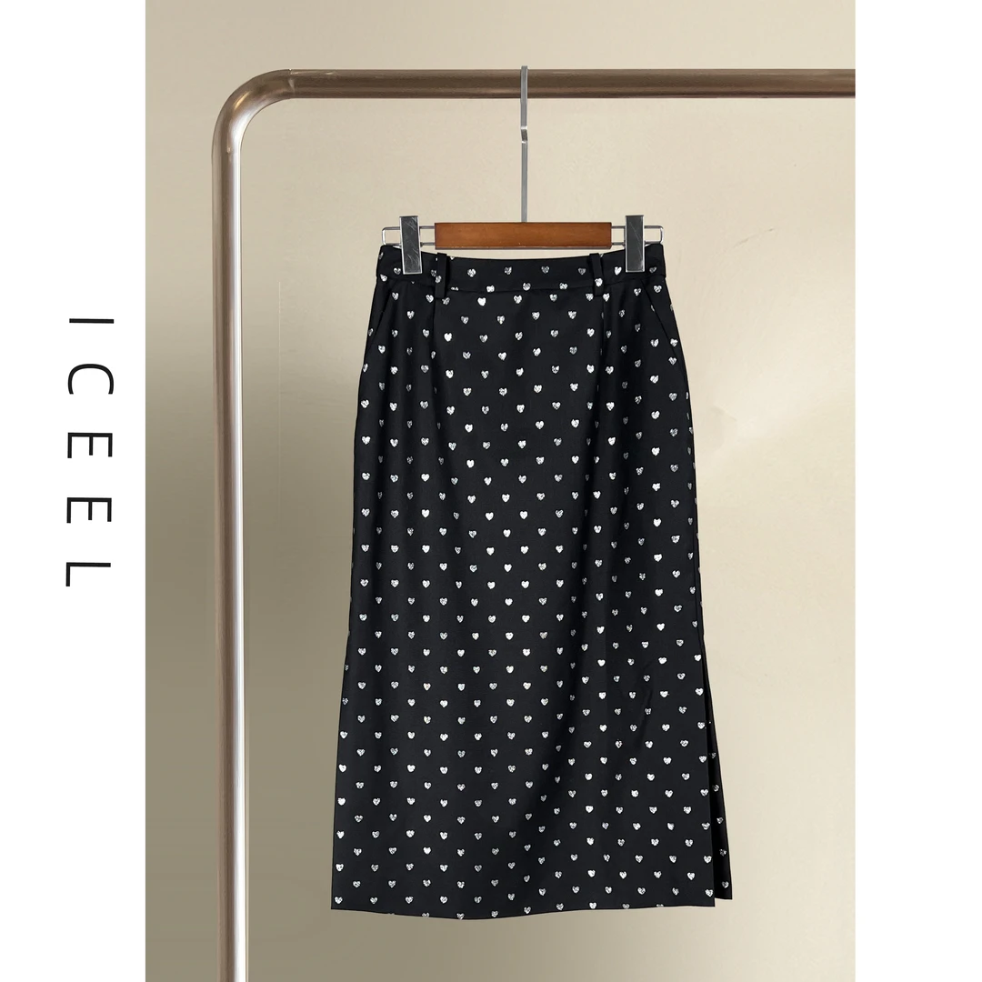 原创轻奢高级感高腰显瘦半身裙女新款气质通勤重工心形烫银直筒裙