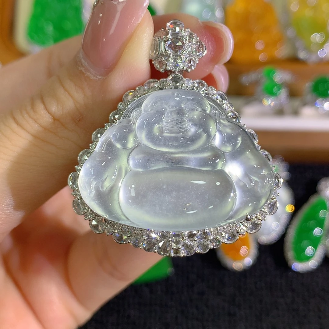 翡翠18K金镶嵌颈饰佛公