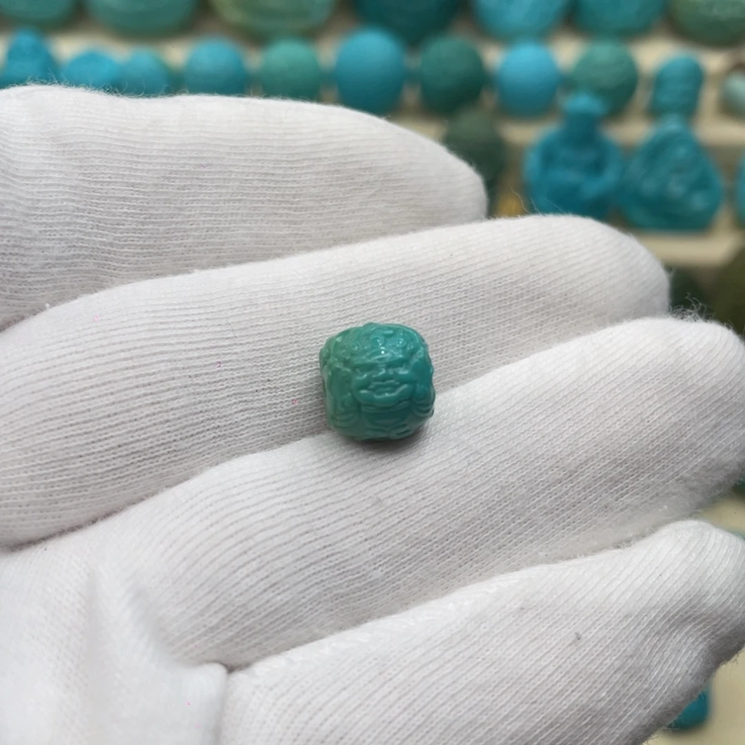 绿松石未镶嵌颈饰卡10-9