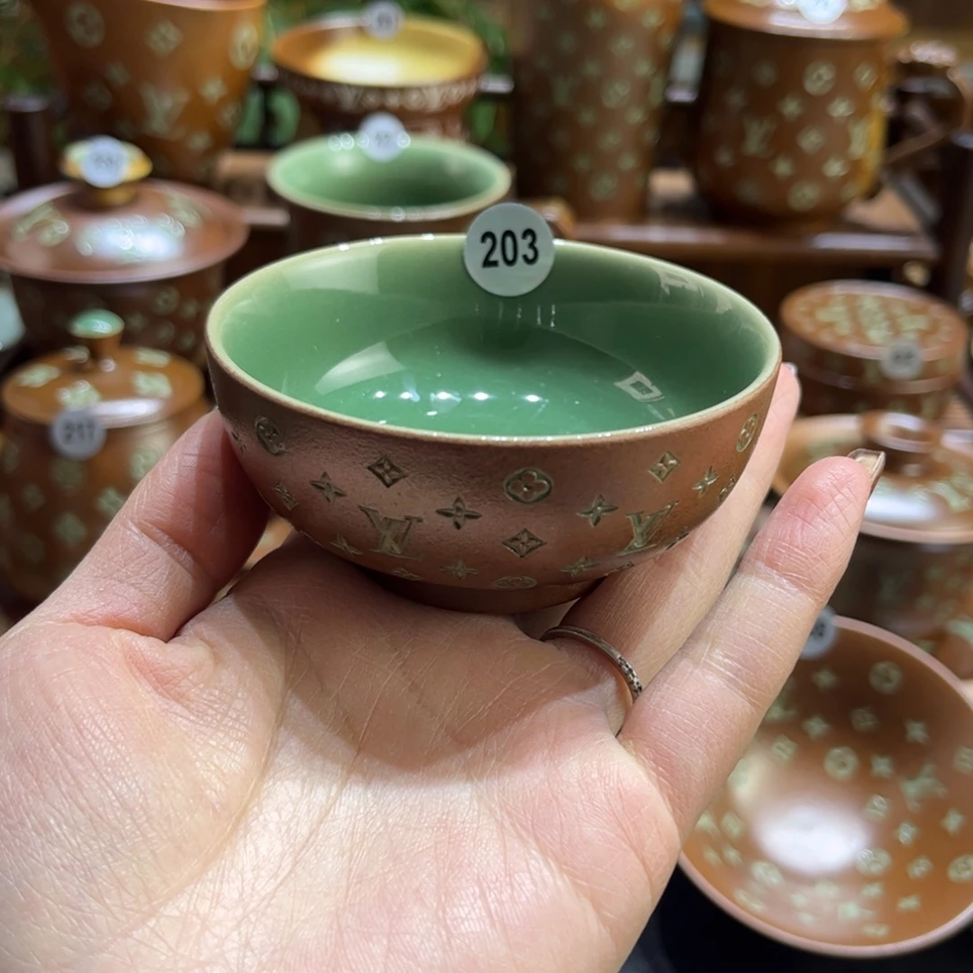 轩***宁草木灰老花手工杯