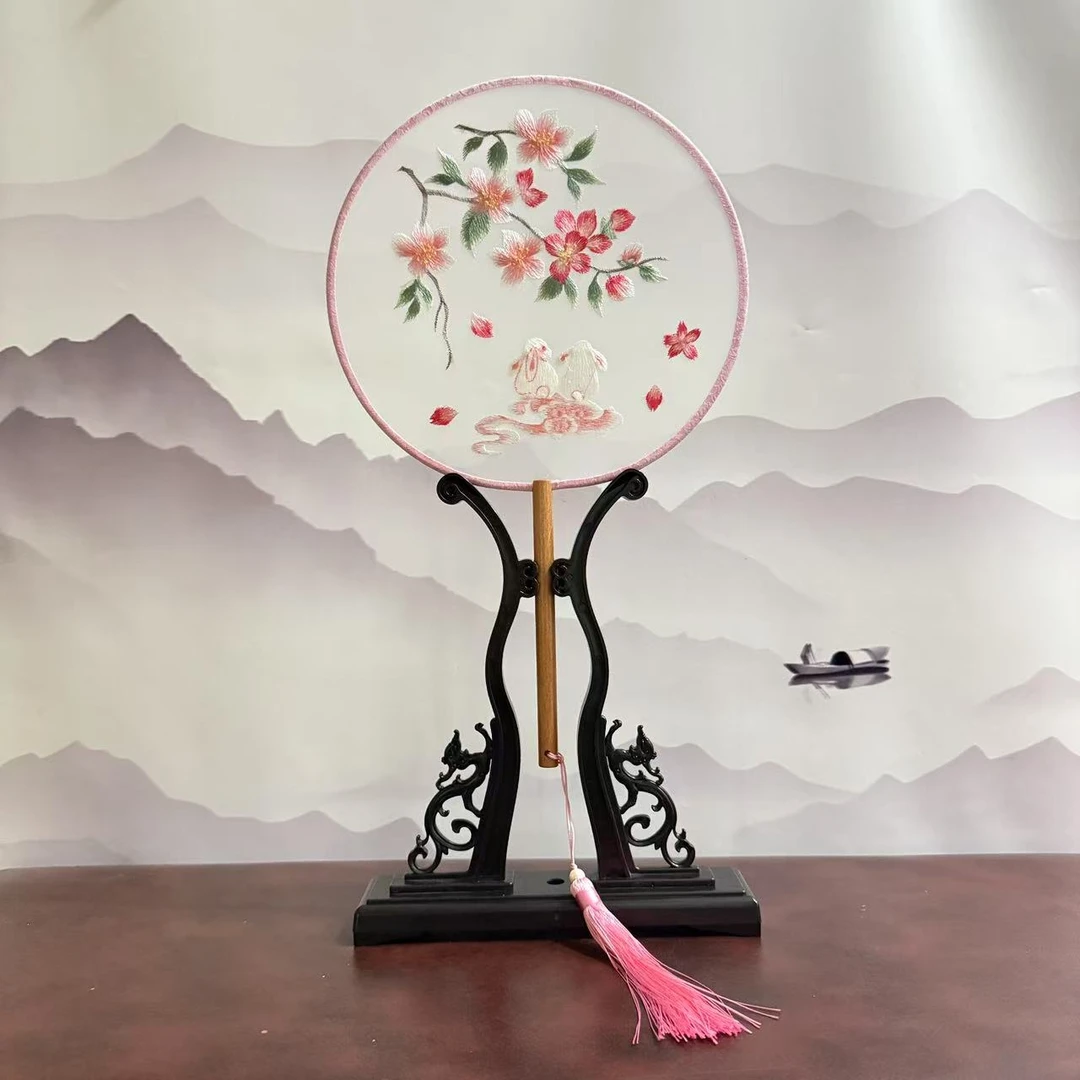 （粉）兔子团扇2025年新款苏绣团扇非遗文化扇子传承