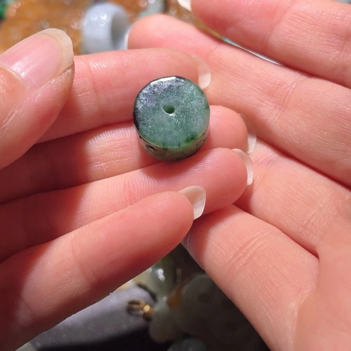 【闪购商品】翡翠颈饰未镶嵌天然翡翠