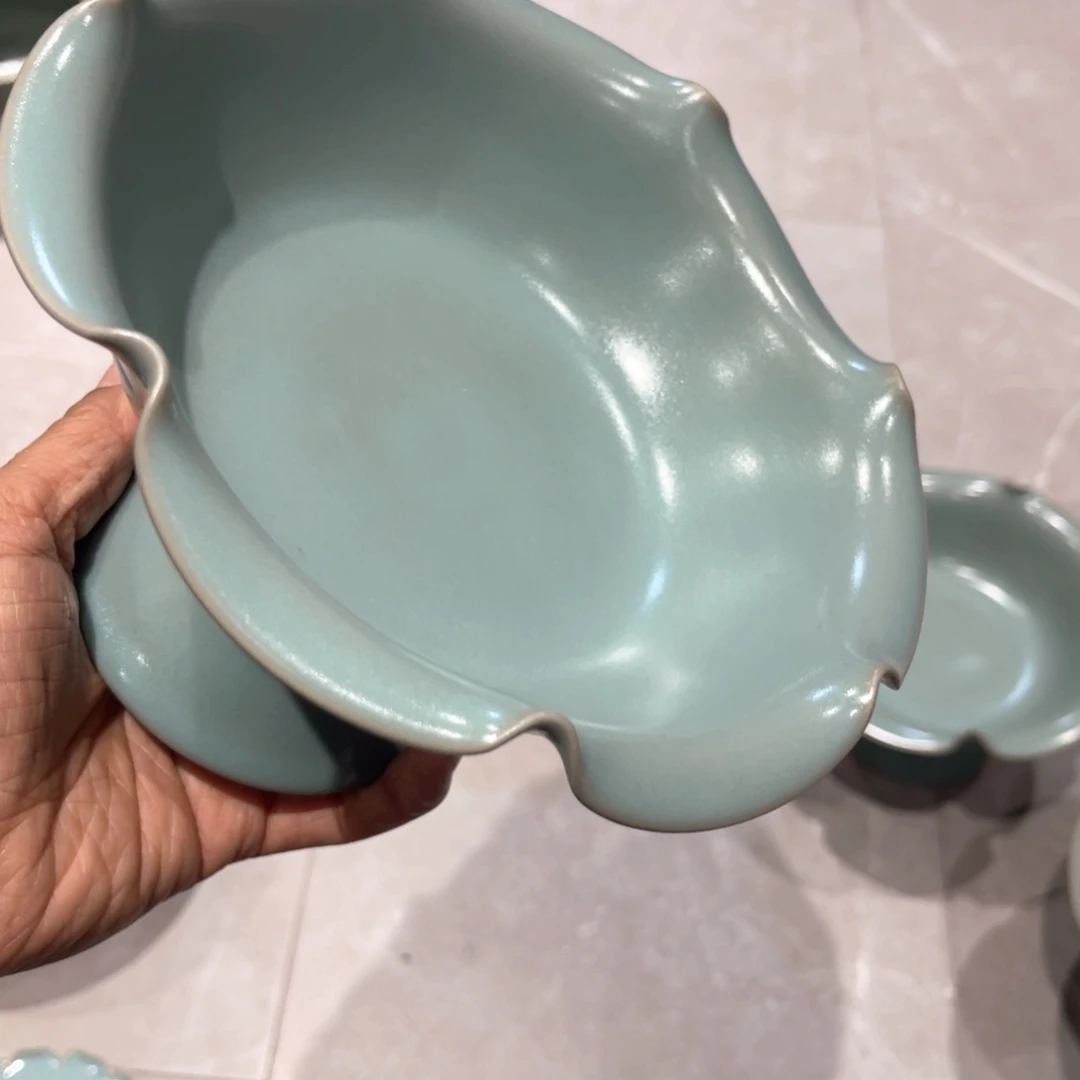 风***杯子瓷仿古的风格也有着一副迷人