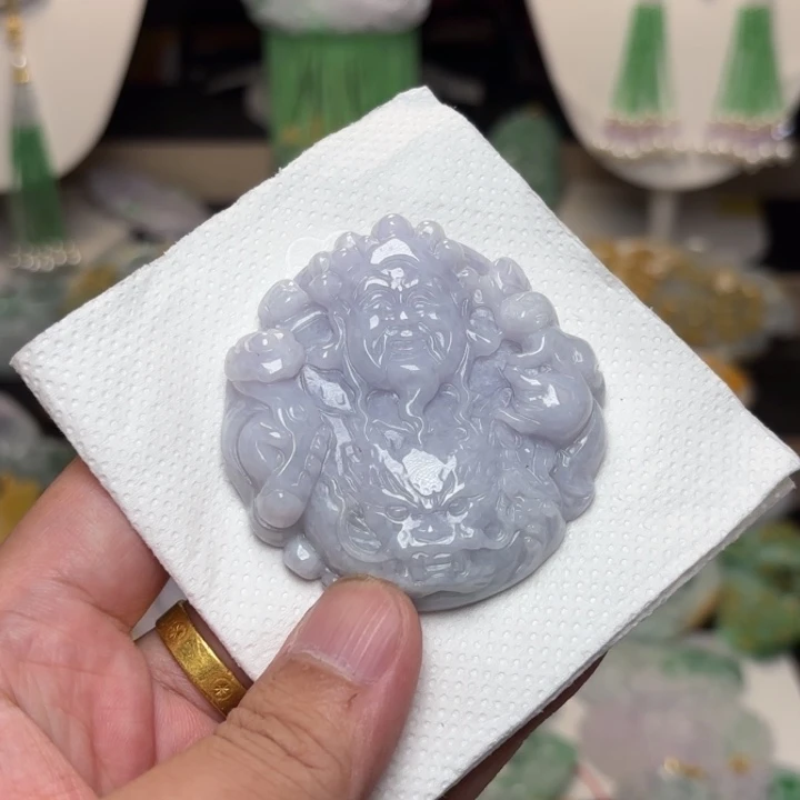 颈饰未镶嵌翡翠吊坠