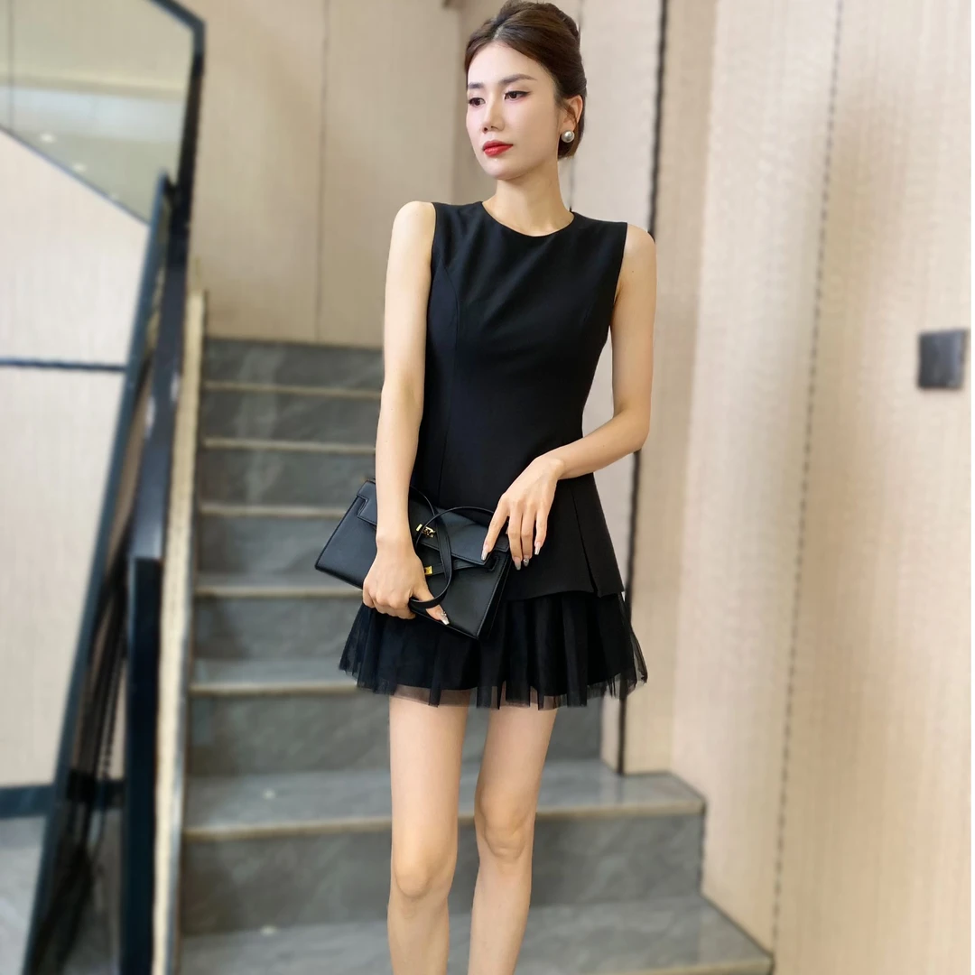 【JY】夏季新品2025黑色无袖显瘦短款圆领修身百搭时尚套装