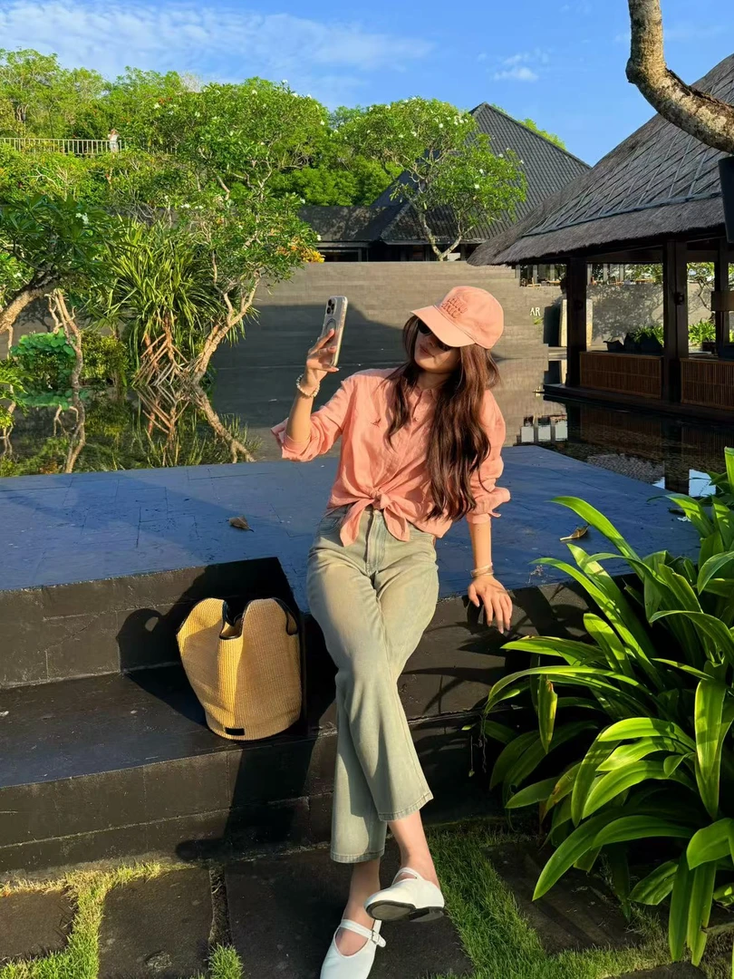 【千禧一代】2025新款高腰休闲时尚百搭显瘦九分牛仔裤