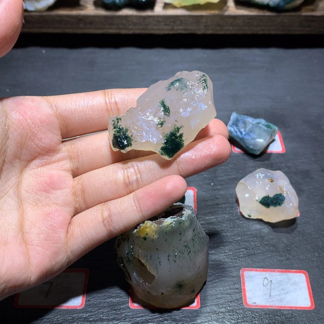 未镶嵌玛瑙/玉髓珠宝奇石