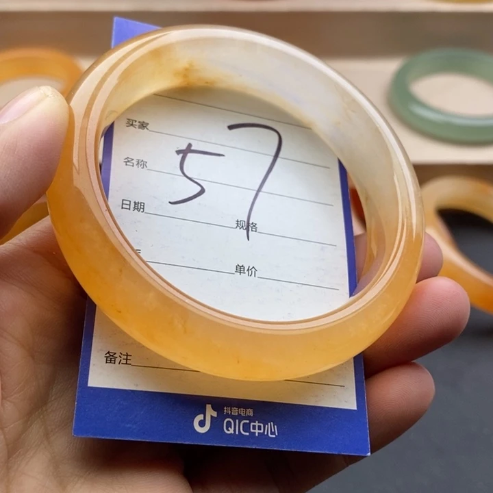 石英质玉未镶嵌手镯