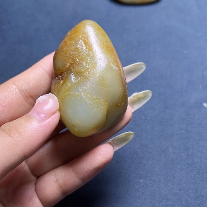 未镶嵌和田玉珠宝奇石
