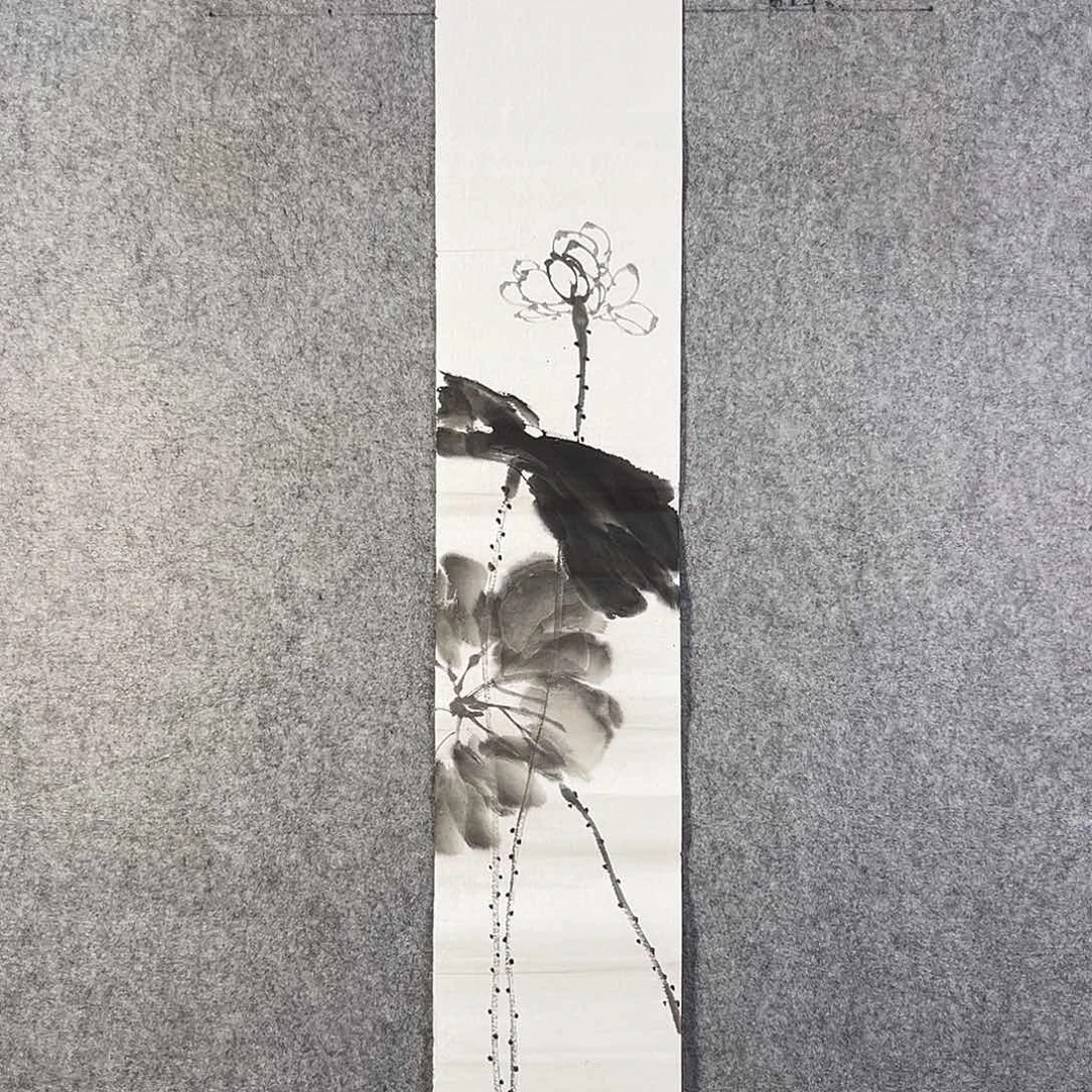 国画650 花鸟在此处飞翔也不太方便呀