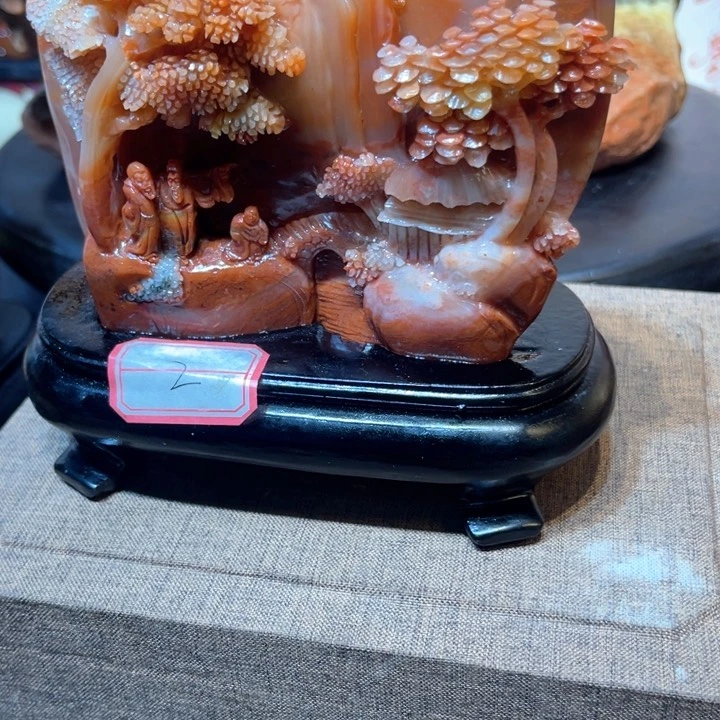 寿山石雕刻的山水