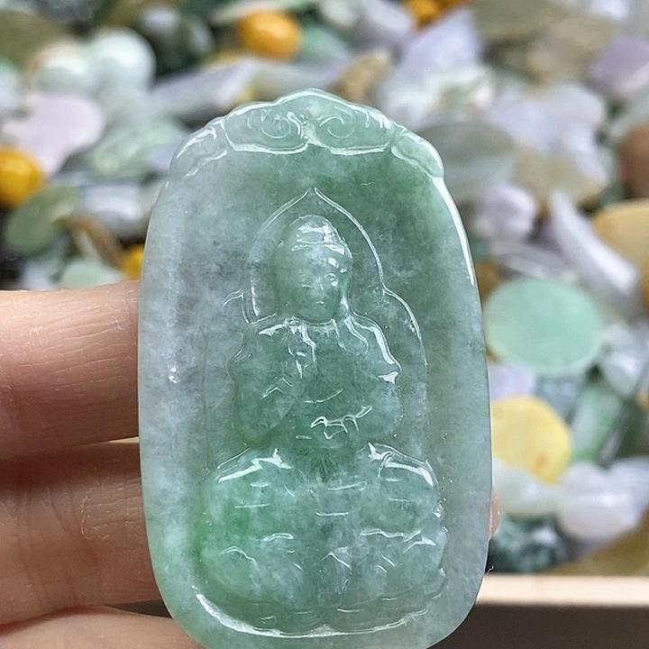 翡翠未镶嵌颈饰天然翡翠69