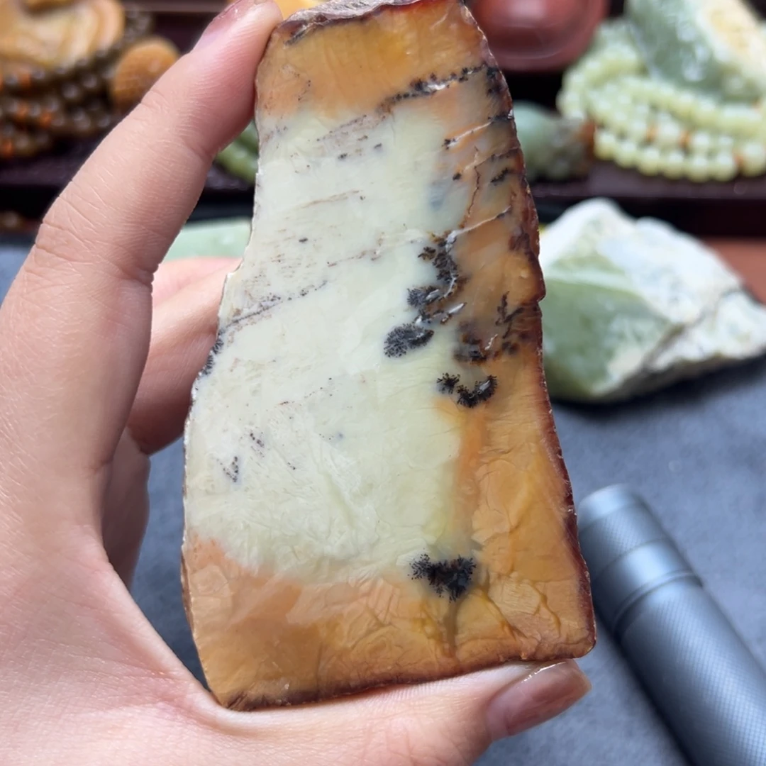 和田玉未镶嵌珠宝奇石