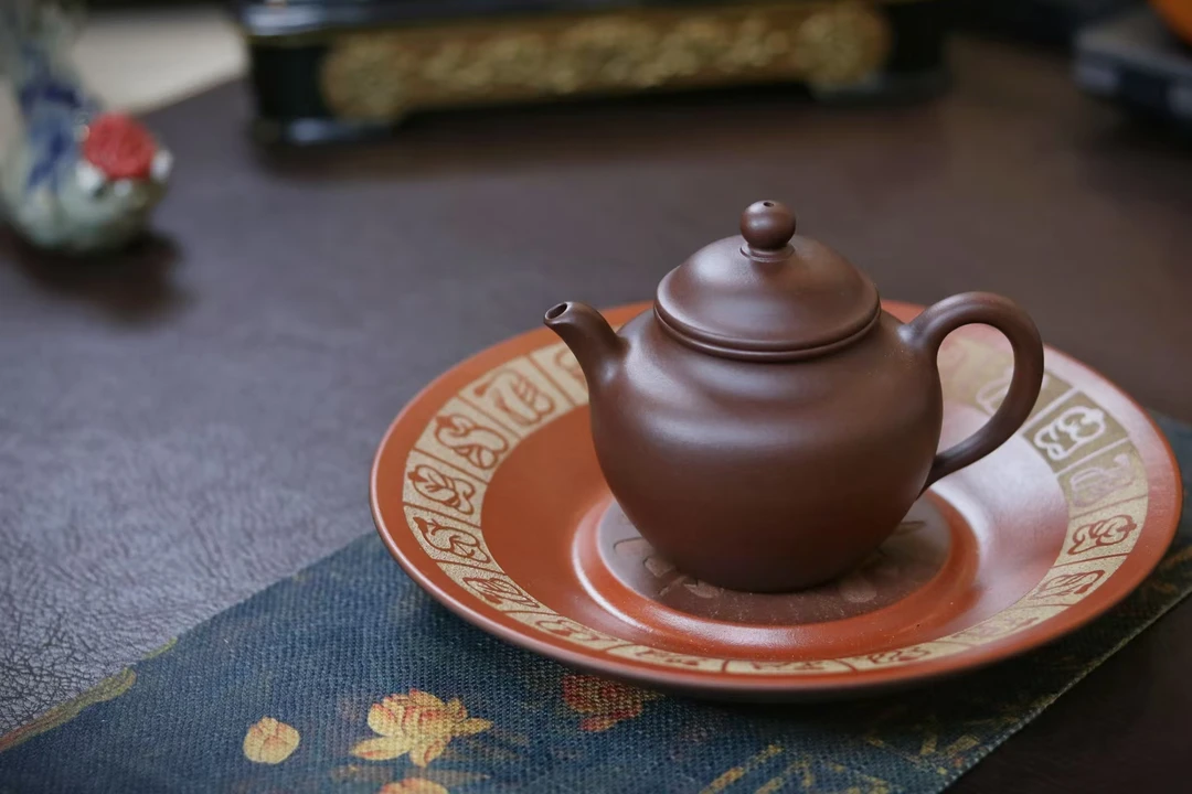 湘林甄选——【古高梨壶】  泥料：底槽清  容量：220cc   湘林手作