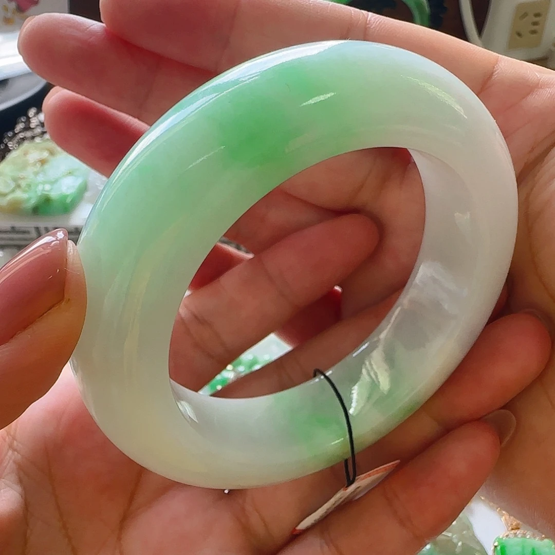 翡翠未镶嵌手镯翡翠11000