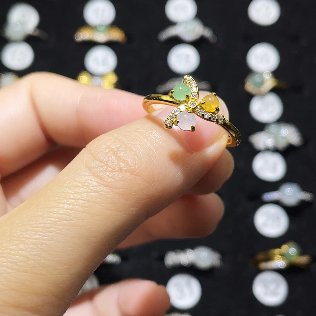 翡翠未镶嵌戒指戒指