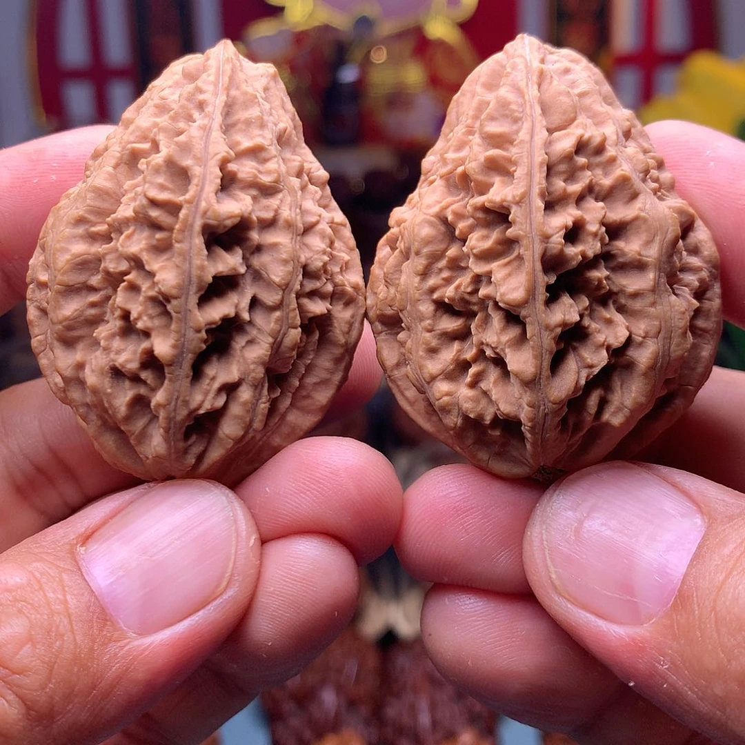 文玩核桃把件东北楸子文玩核桃