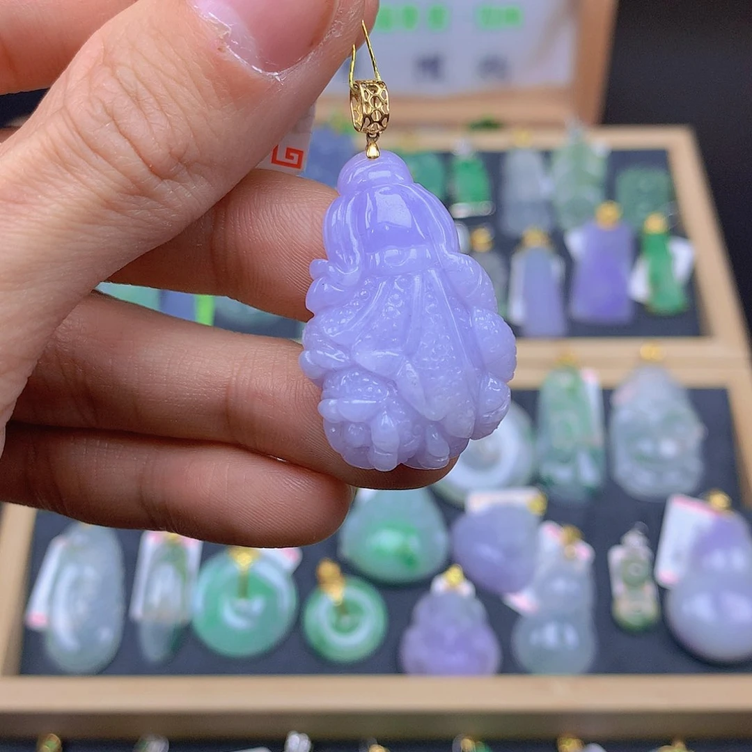 翡翠颈饰18K金镶嵌翡翠