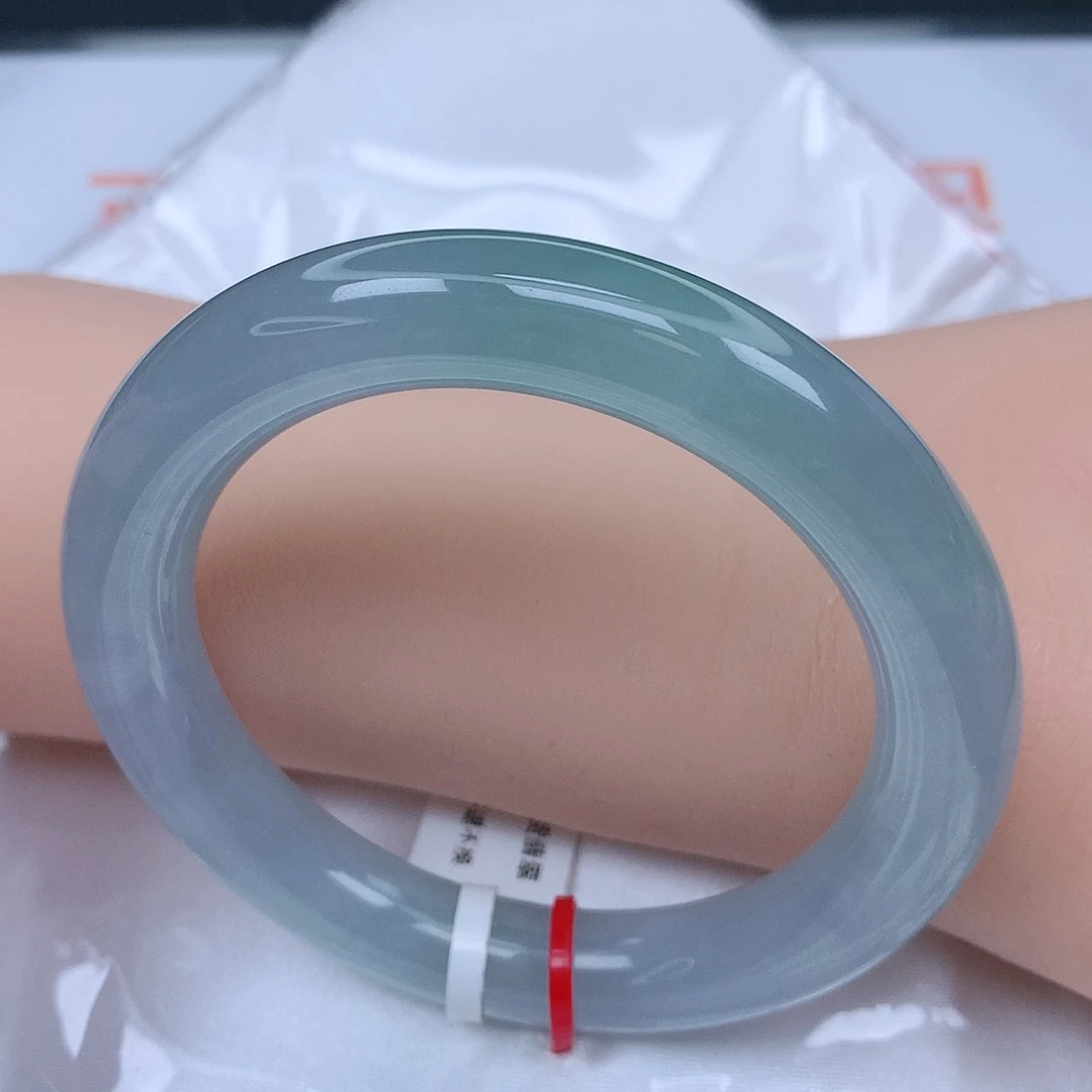 【闪购商品】翡翠手镯未镶嵌，54